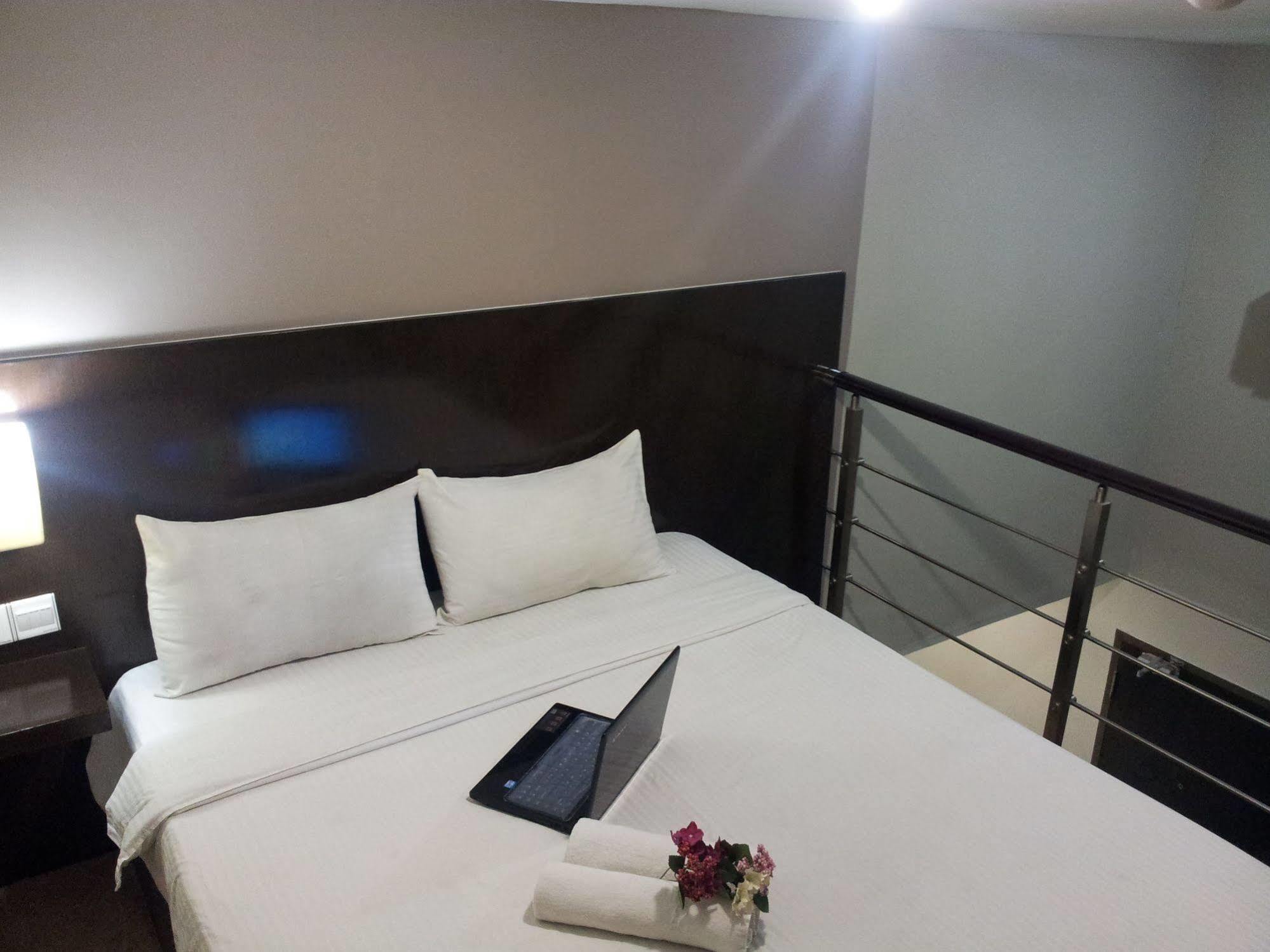 Hotel 99 Botanik Klang Luaran gambar